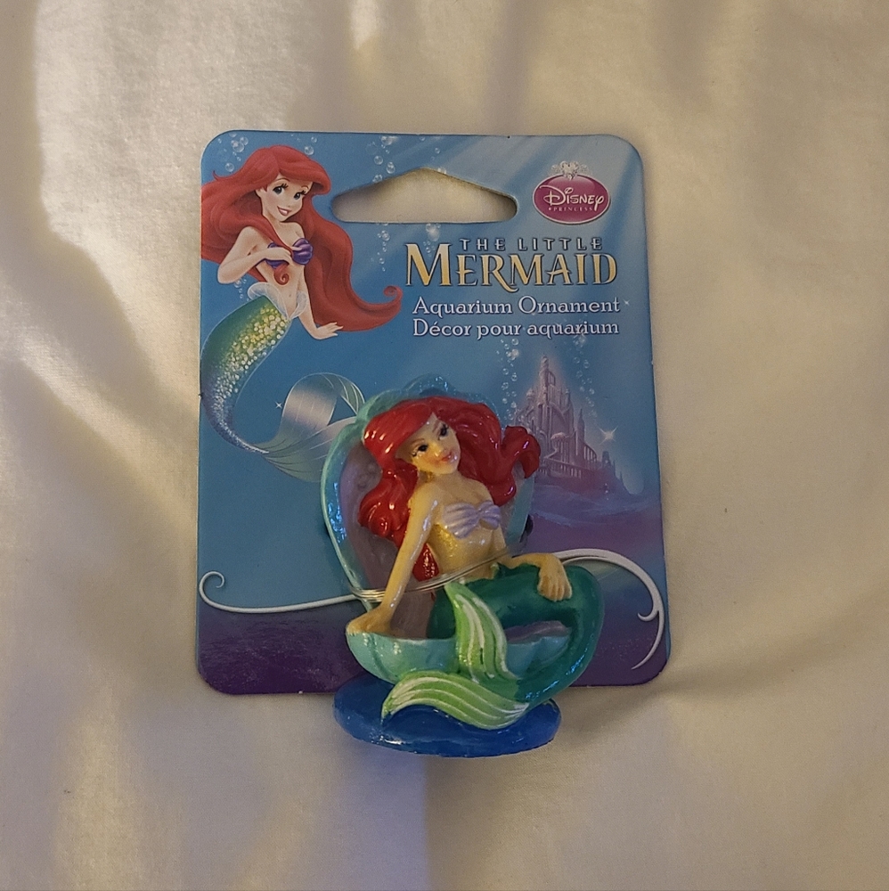 NWT Disney Mermaid Princess Ariel Aquarium Ornament